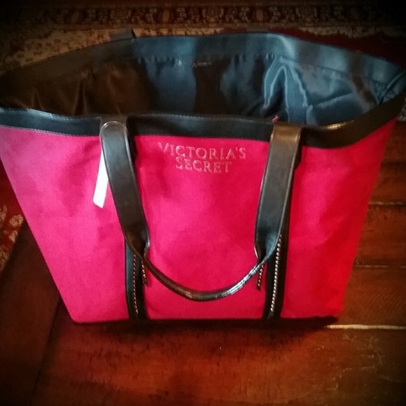 NWT Victoria’s Secret large Tote - Picture 7 of 8